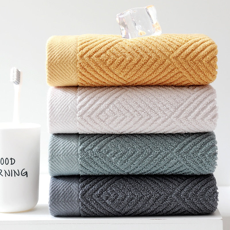 ModernBliss Towel Set | Avenia Brand