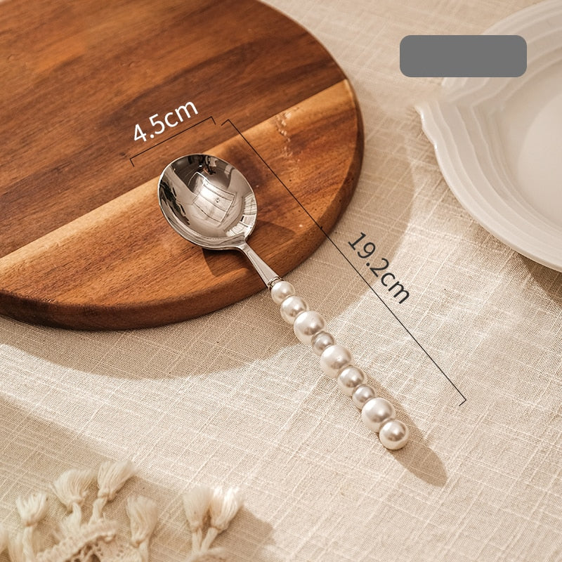 Pearl Cutlery Set | Avenia Brand