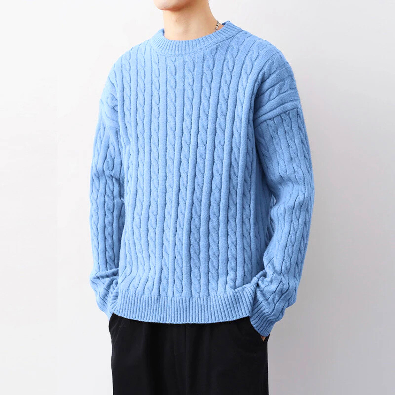 CABLE KNIT CREWNECK SWEATER