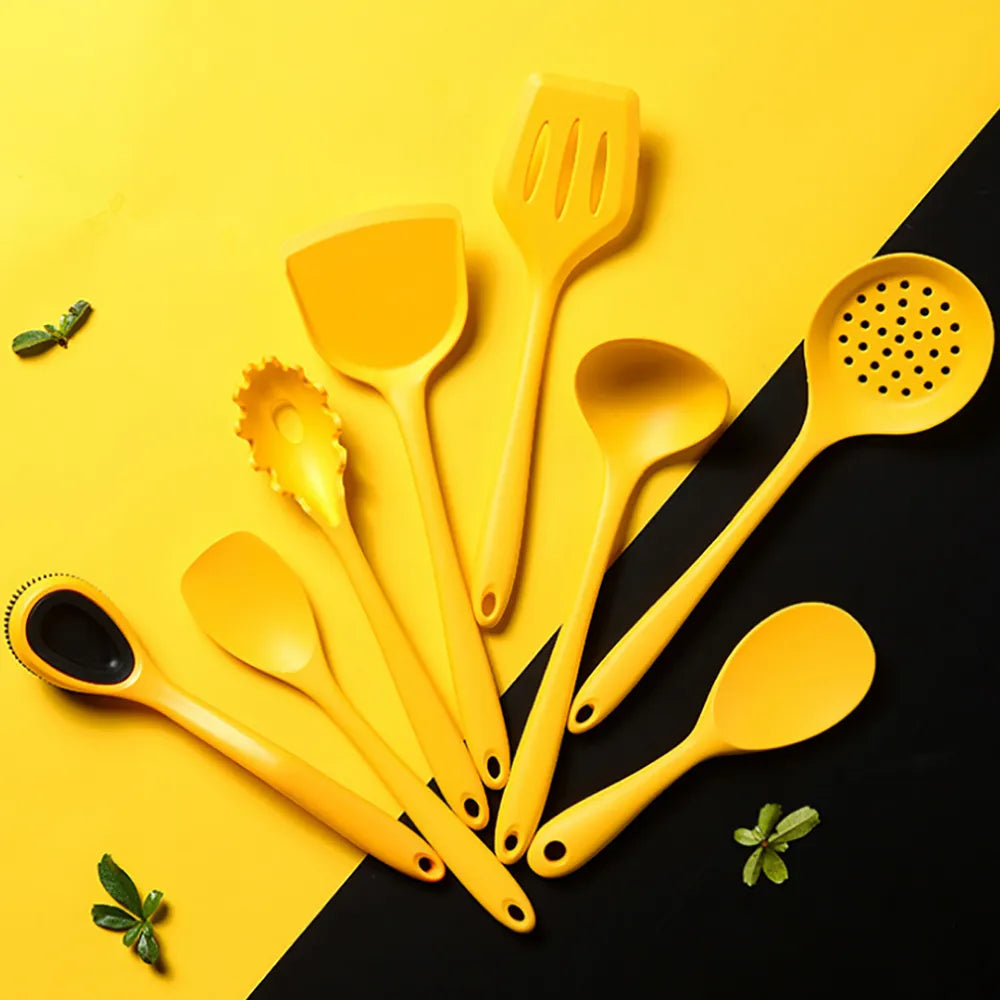 Axel Cooking Utensil Set | Avenia Brand