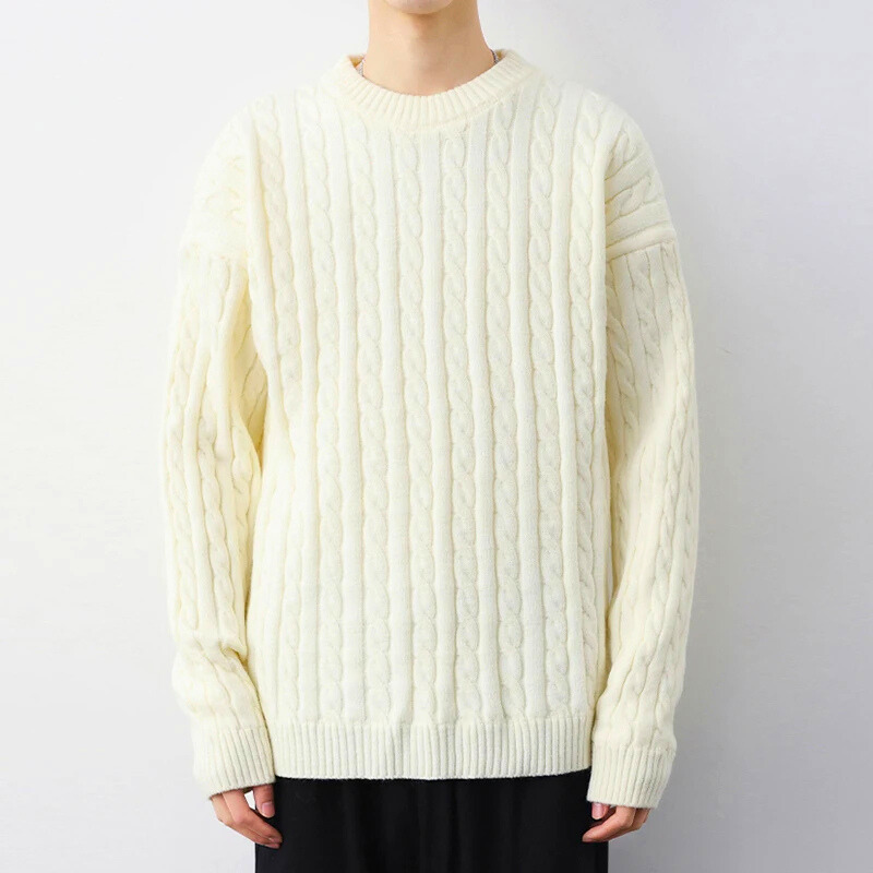 CABLE KNIT CREWNECK SWEATER