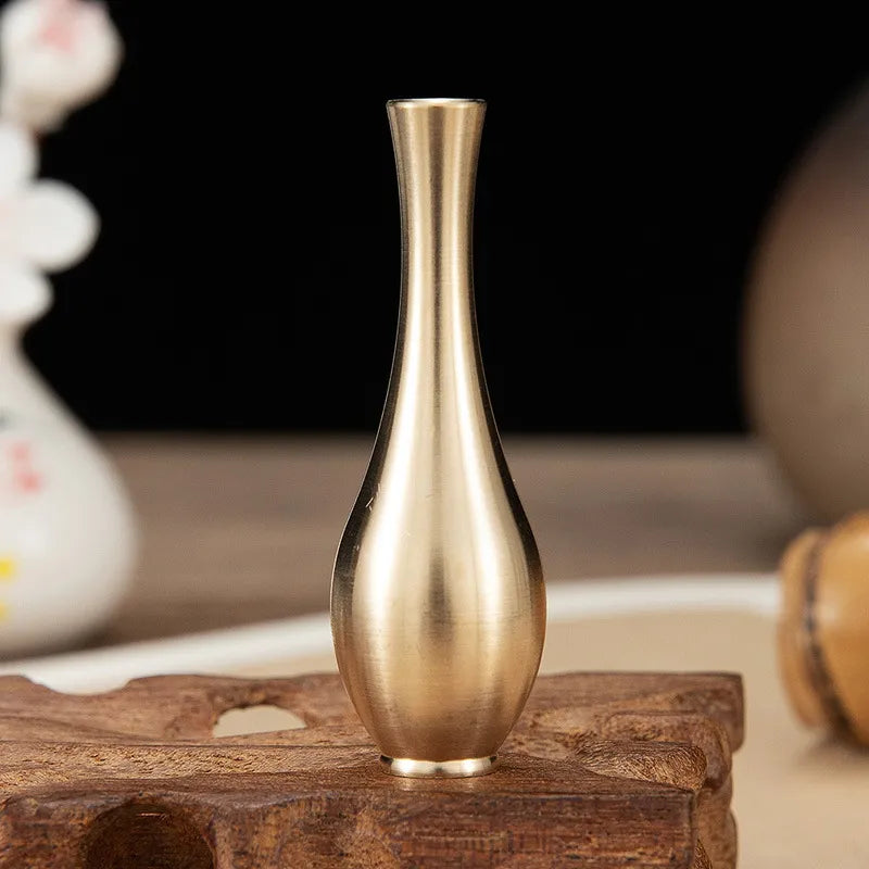 Varos Antique Vase | Avenia Brand