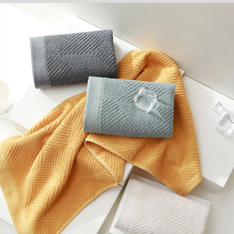 ModernBliss Towel Set | Avenia Brand