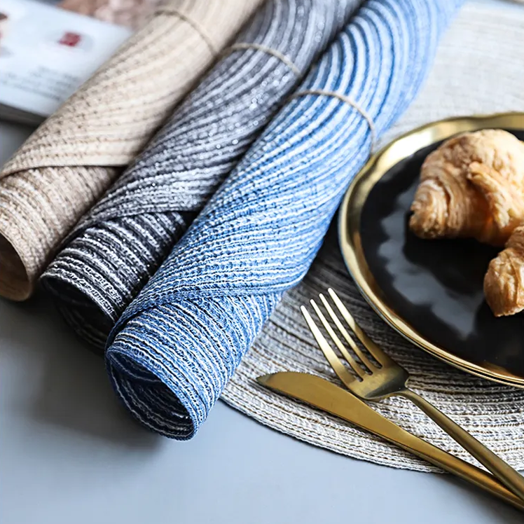 Modern Woven Placemat | Avenia Brand