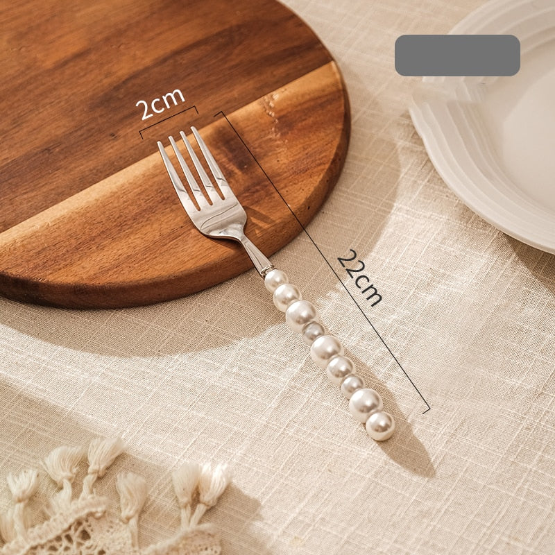 Pearl Cutlery Set | Avenia Brand